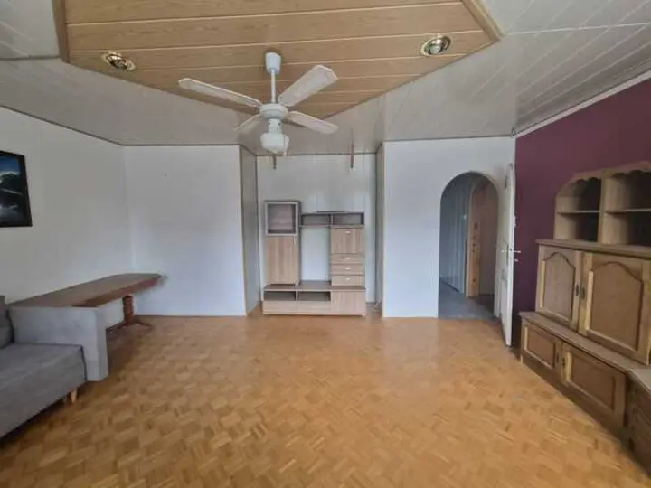 Mieszkanie 3-pokojowe, 65 m², Jelcz-Laskowice